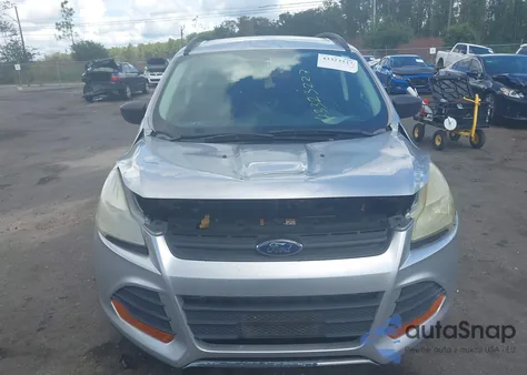 2014 Ford Escape S z USA, uszkodzony, nr VIN 1FMCU0F72EUD02262